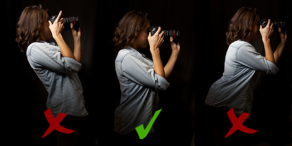 Tư thế đứng chụp - hướng dẫn cách cầm máy ảnh chuyên nghiệp để chụp ảnh sắc nét, không rung - 02